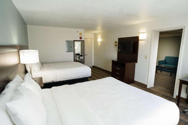 MainStay Suites Knoxville North I-75 image 10