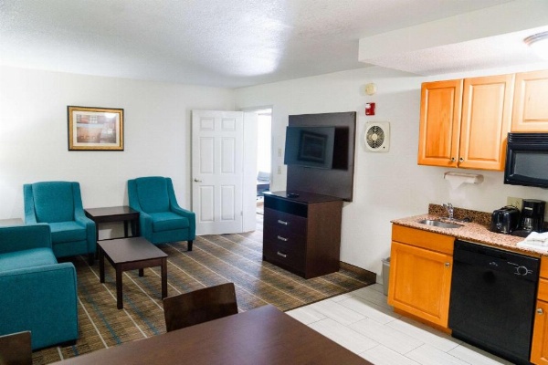 MainStay Suites Knoxville North I-75 image 12
