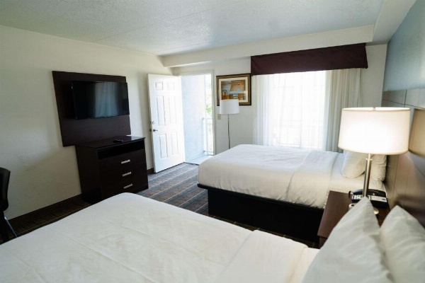 MainStay Suites Knoxville North I-75 image 8